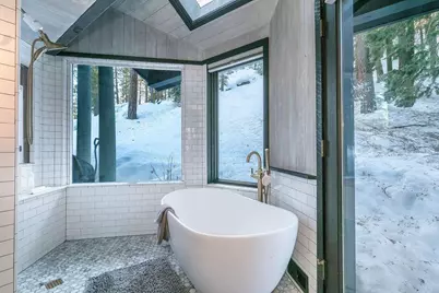 10594 Snowshoe Circle, Truckee, CA 96161 - Photo 6