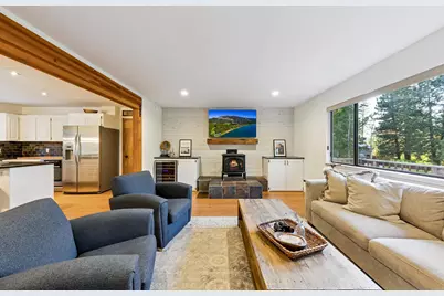 10895 Jeffrey Pine Road, Truckee, CA 96161 - Photo 16