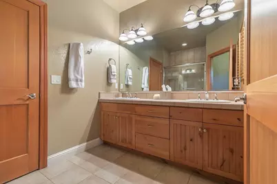 11855 Hope Court #B, Truckee, CA 96161 - Photo 22