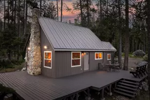 51498 Red Fir Dr, Soda Springs, CA 95728 - Photo 2