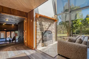 11591 Snowpeak Way, Truckee, CA 96161 - Photo 12