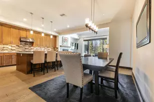 10109 Corrie Ct, Truckee, CA 96161 - Photo 4