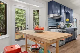 14390 Davos Dr, Truckee, CA 96161 - Photo 6
