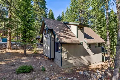 11933 Chamonix Road, Truckee, CA 96161 - Photo 2