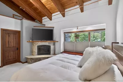 15735 Donner Pass Road, Truckee, CA 96161 - Photo 20
