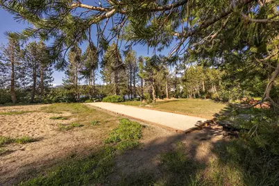 1023 Serene Road, Soda Springs, CA 95728 - Photo 22