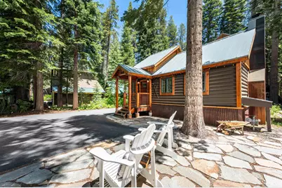10531 Maple Street, Truckee, CA 96161 - Photo 2