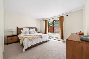 11517 Snowpeak Way, Truckee, CA 96161 - Photo 14