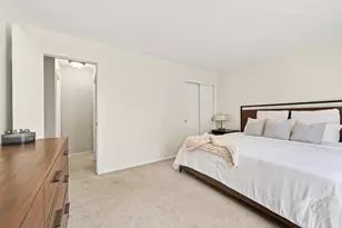 11517 Snowpeak Way, Truckee, CA 96161 - Photo 16