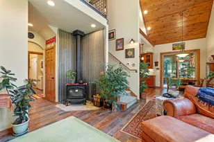 305 Mountain View Rd, Calpine, CA 96124 - Photo 8