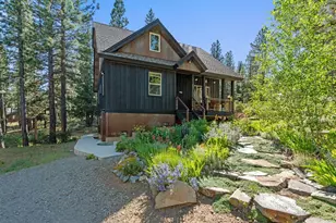 305 Mountain View Rd, Calpine, CA 96124 - Photo 2