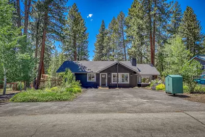10227 E Laburnham Circle, Truckee, CA 96161 - Photo 4