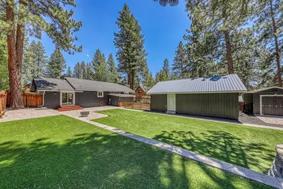 10227 E Laburnham Circle, Truckee, CA 96161 - Photo 8
