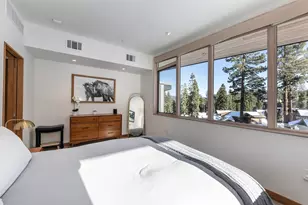 15024 Peak View Pl, Truckee, CA 96161 - Photo 16
