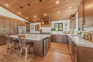 12434 Snowpeak Way, Truckee, CA 96161 - Photo 8