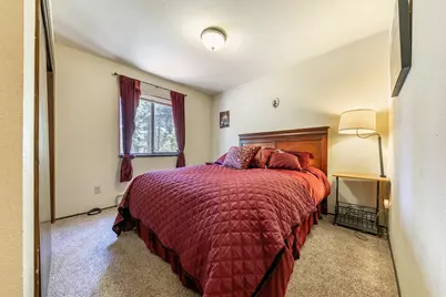 11848 Snowpeak Way, Truckee, CA 96161 - Photo 12