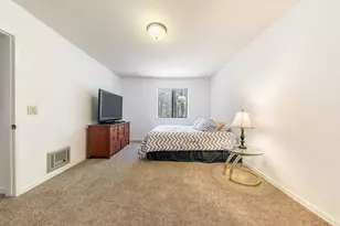 11848 Snowpeak Way, Truckee, CA 96161 - Photo 22