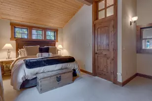 945 Skyline Dr, Tahoe City, CA 96145 - Photo 16