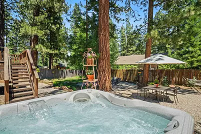 10711 Chickwick Reach, Truckee, CA 96161 - Photo 12