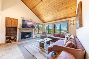 11565 Snowpeak Way, Truckee, CA 96161 - Photo 8