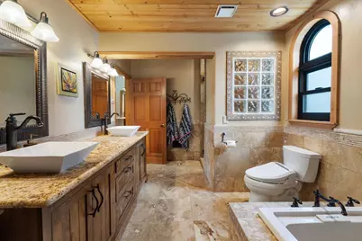 16139 Lancaster Place, Truckee, CA 96161 - Photo 18