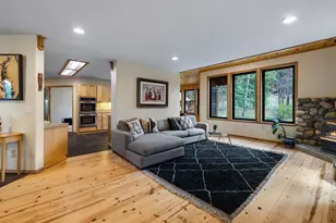 16139 Lancaster Pl, Truckee, CA 96161 - Photo 4