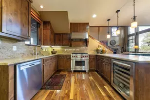 12490 Villa Ct, Truckee, CA 96161 - Photo 8