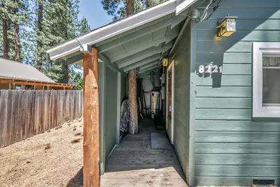 8221 Golden Avenue, Kings Beach, CA 96143 - Photo 24