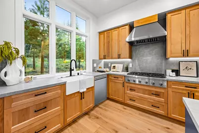 9316 Heartwood Drive, Truckee, CA 96161 - Photo 10