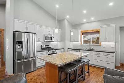 12903 Northwoods Boulevard, Truckee, CA 96161 - Photo 8