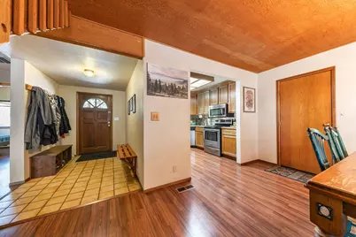 10414 Martis Valley Road, Truckee, CA 96161 - Photo 12