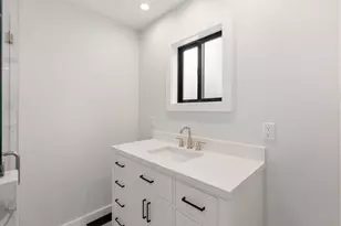 660 Midiron Ave, Tahoe Vista, CA 96148 - Photo 18