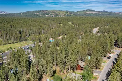 13323 Falcon Point Place, Truckee, CA 96161 - Photo 28