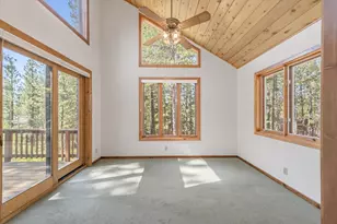 13323 Falcon Point Pl, Truckee, CA 96161 - Photo 12