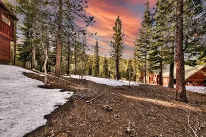 12800 Zurich Place, Truckee, CA 96161 - Photo 4