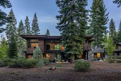 10568 Glenbrook Court, Truckee, CA 96161 - Photo 4