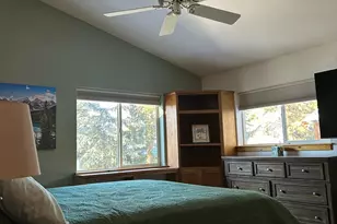1055 Canterbury Dr, Kings Beach, CA 96143 - Photo 4