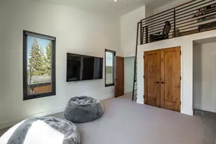 15132 Boulder Pl, Truckee, CA 96161 - Photo 22