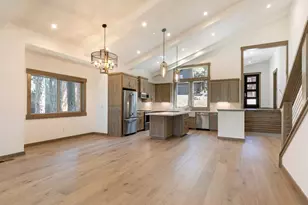 13436 Weisshorn Ave, Truckee, CA 96161 - Photo 10