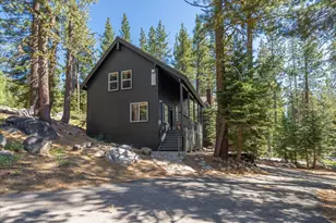 50638 Hemlock Ct, Soda Springs, CA 95728 - Photo 22