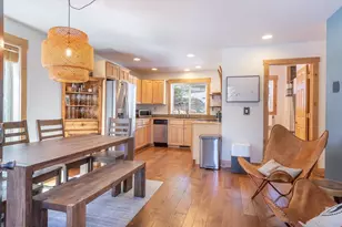 50638 Hemlock Ct, Soda Springs, CA 95728 - Photo 4