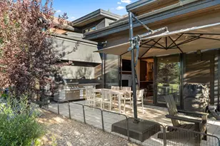 10129 Corrie Ct, Truckee, CA 96161 - Photo 10