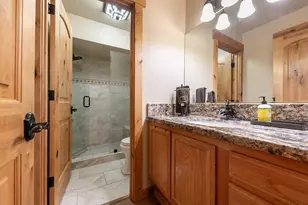 10380 Washoe Rd, Truckee, CA 96161 - Photo 20