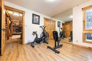 10380 Washoe Rd, Truckee, CA 96161 - Photo 22