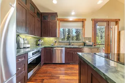 8520 River Road, Truckee, CA 96161 - Photo 10