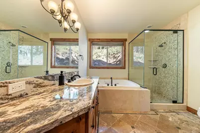 8520 River Road, Truckee, CA 96161 - Photo 12