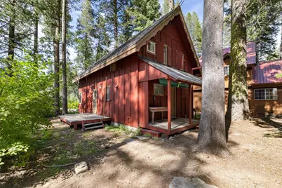 15541 South Shore Drive, Truckee, CA 96161 - Photo 2