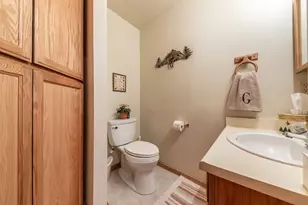 15486 Donner Pass Rd, Truckee, CA 96161 - Photo 24