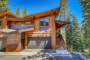 10342 Palisades Dr, Truckee, CA 96161 - Photo 2