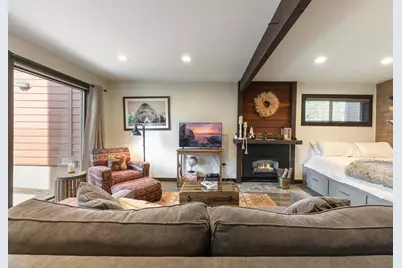 12798 Northwoods Boulevard #425, Truckee, CA 96161 - Photo 8
